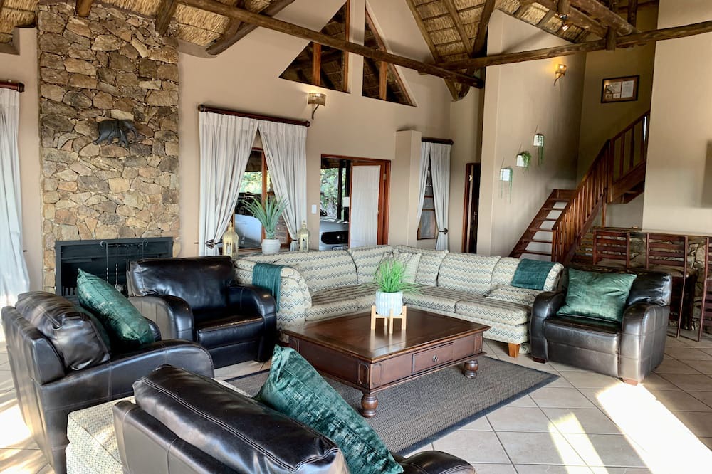 Photo of Livingroom in Bela-Bela