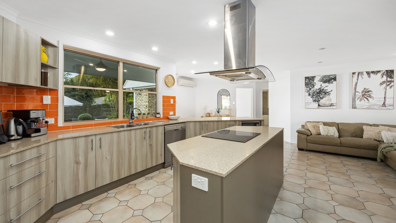 Photo of Kitchen in Castaways Beach