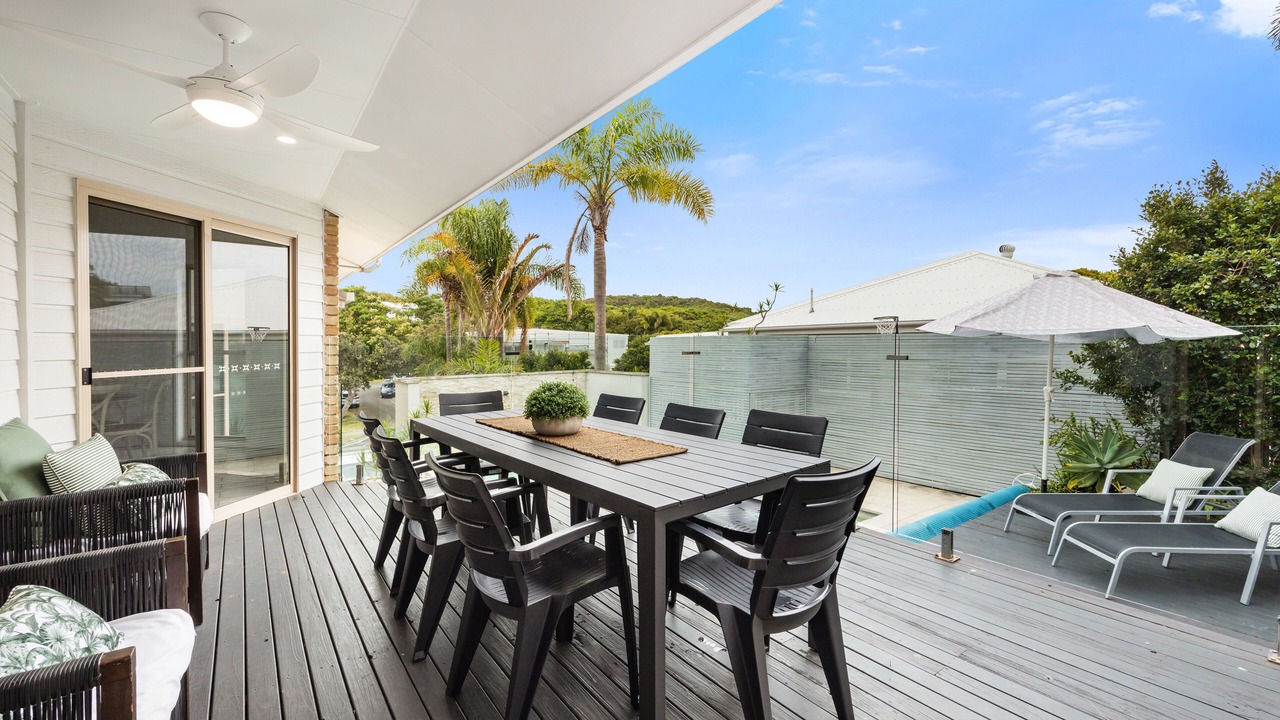 Photo of Outdoor in Castaways Beach