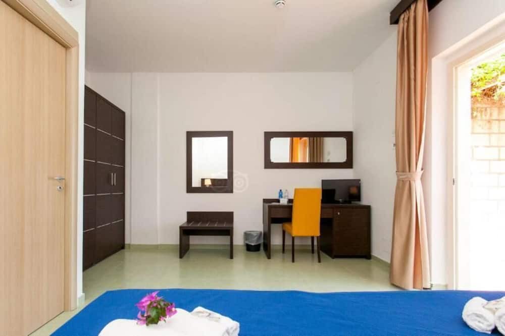 Photo of Bedroom in Drosia