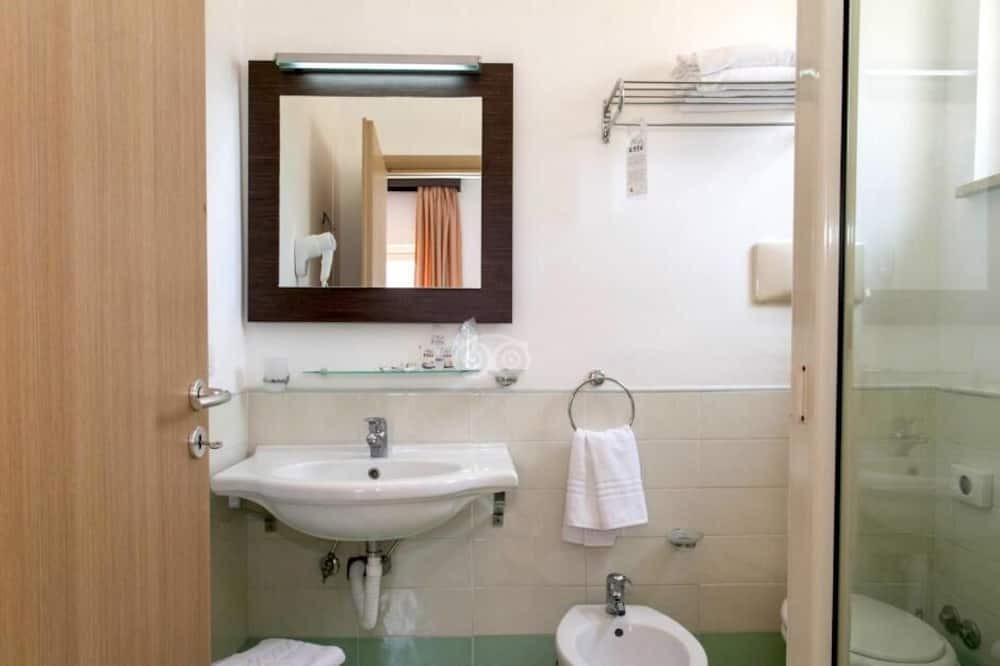 Photo of Bathroom in Drosia