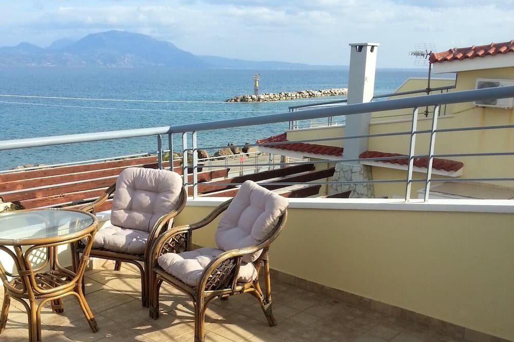 Photo of Patio Balcony in Velon