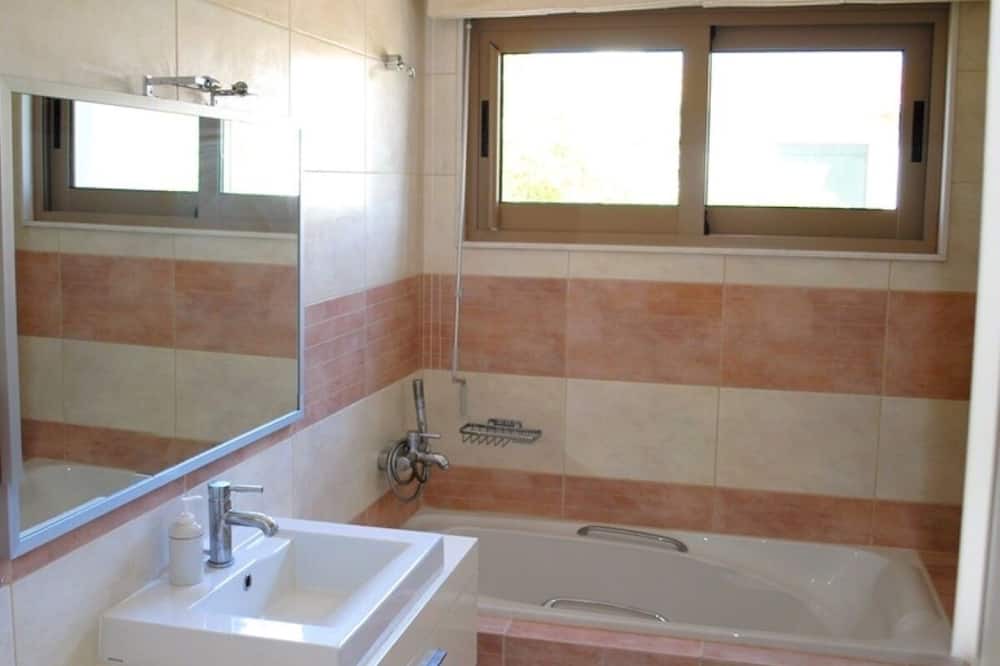 Photo of Bathroom in Haniotis