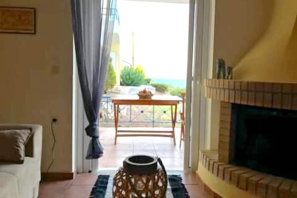Photo of Livingroom in Theologos