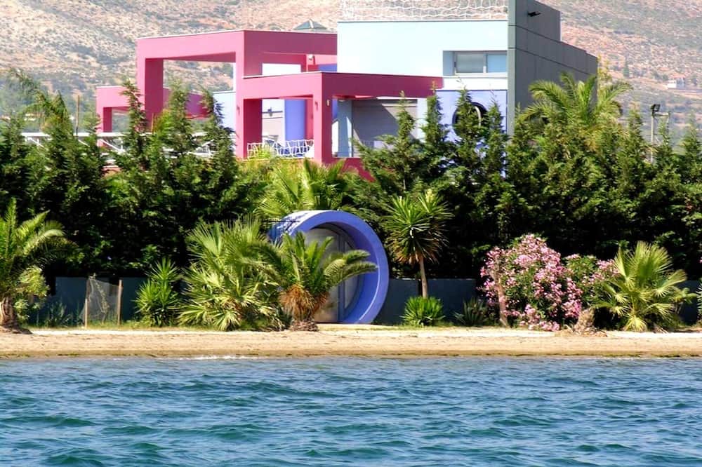 Photo of Others in Eretria