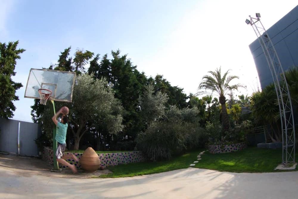 Photo of Outdoor in Eretria