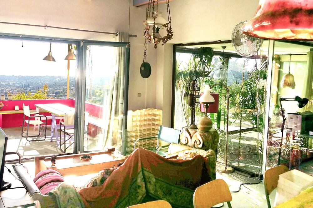 Photo of Livingroom in Dirfys-Messapia