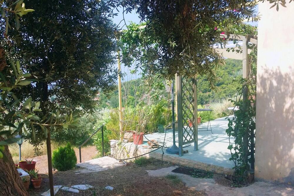 Photo of Patio Balcony in Dirfys-Messapia