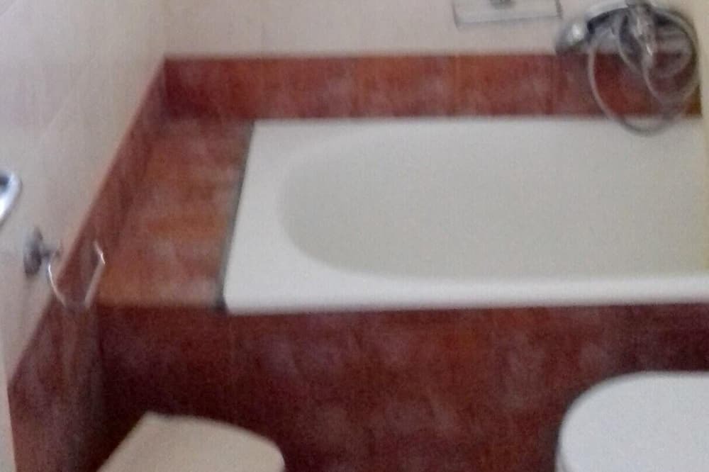 Photo of Bathroom in Velon