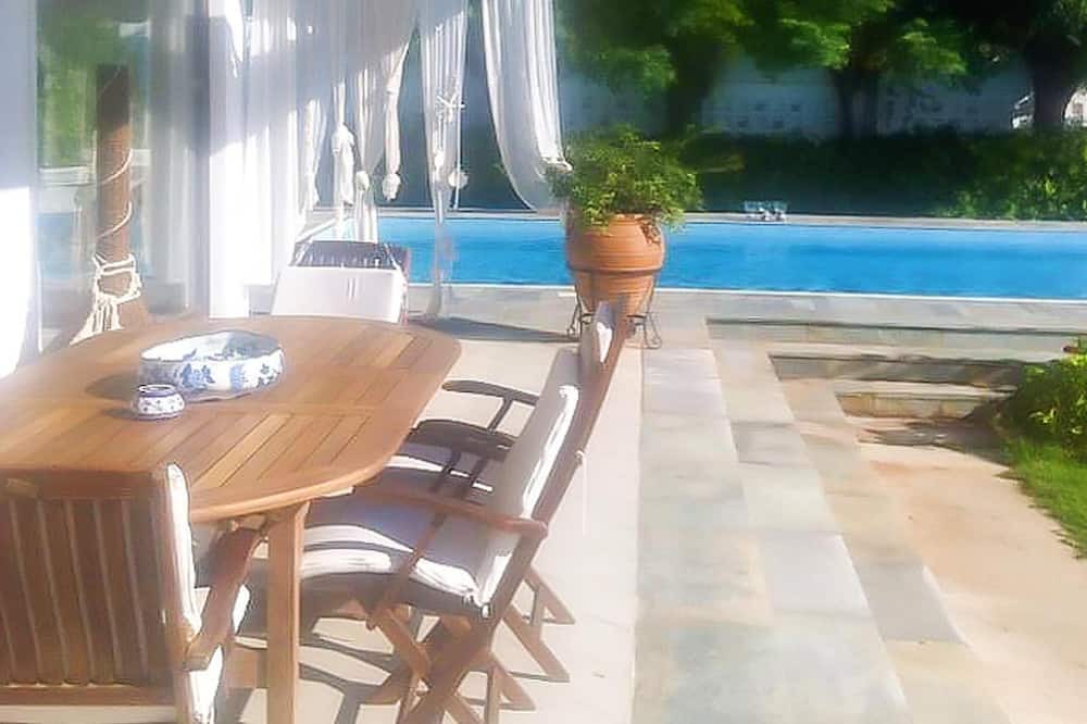 Photo of Outdoor in Nerantza