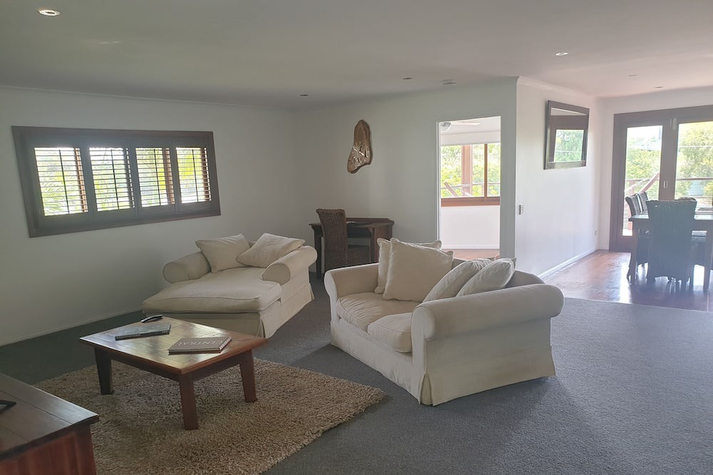 Photo of Livingroom in Sunshine Coast