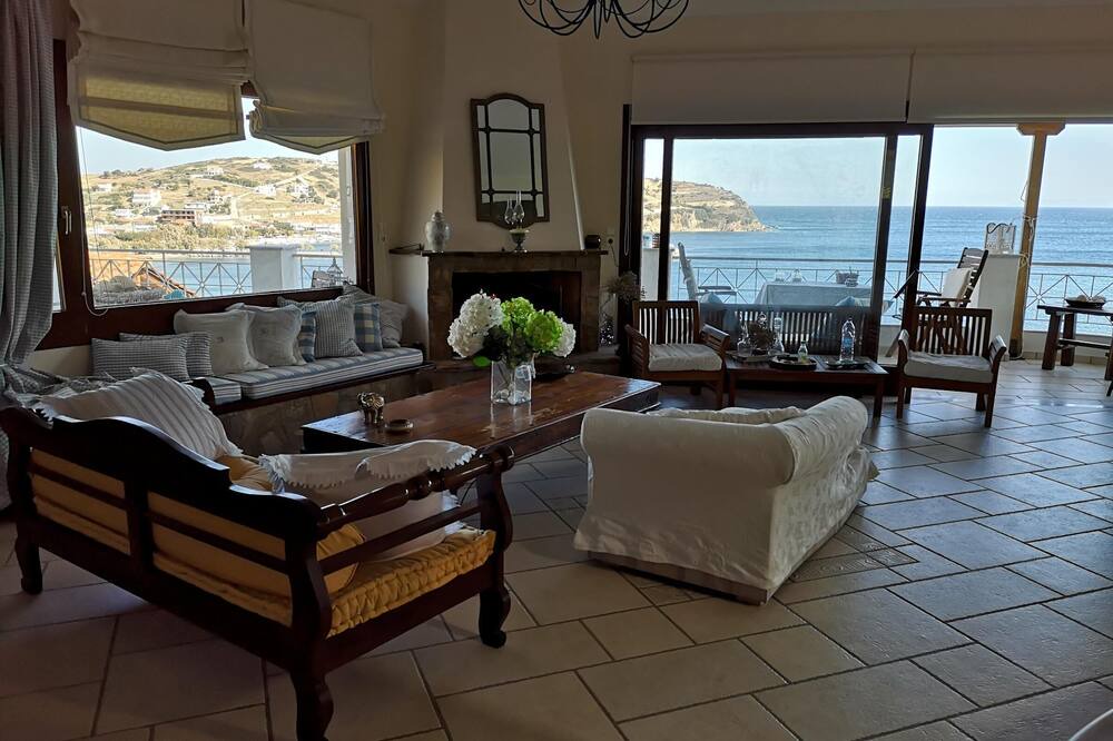 Photo of Livingroom in Agii Apostoli