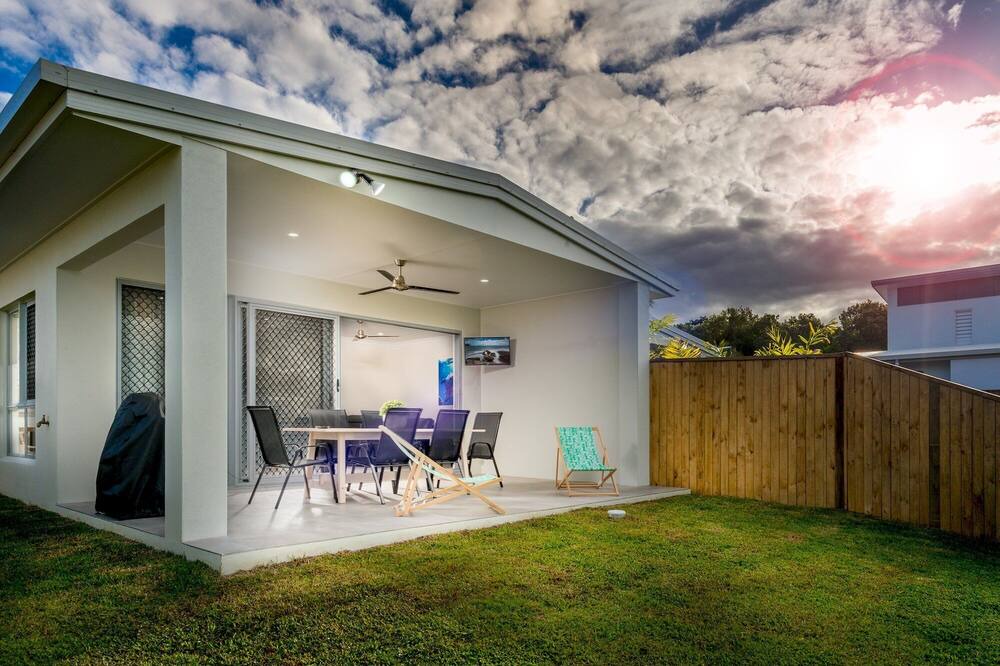 Photo of Patio Balcony in Trinity Beach