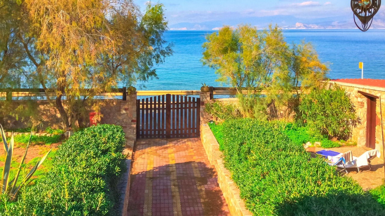 Photo of Outdoor in Platistomo