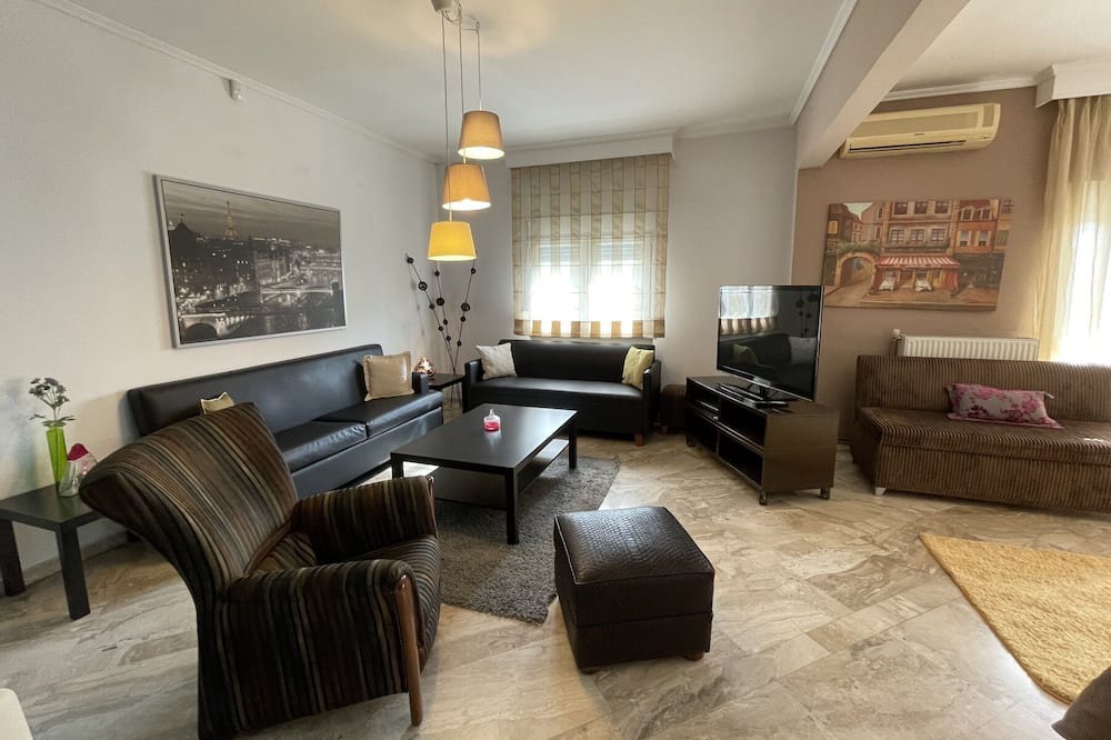 Photo of Livingroom in Kalamaria