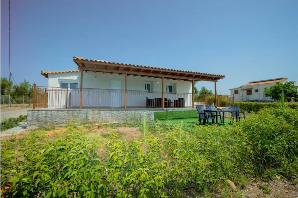 Photo of Outdoor in Messini