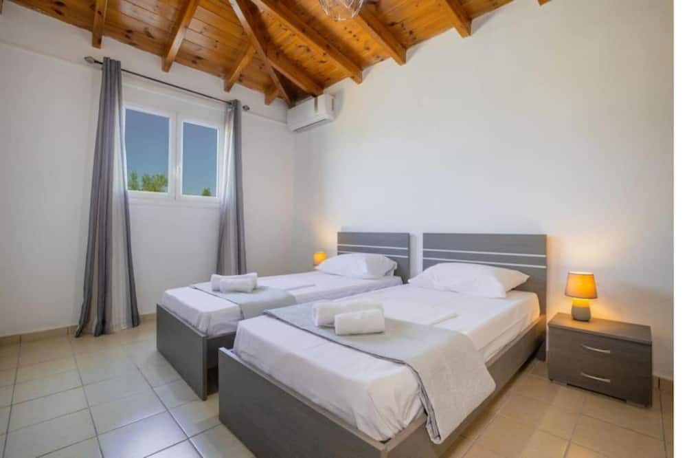 Photo of Bedroom in Messini