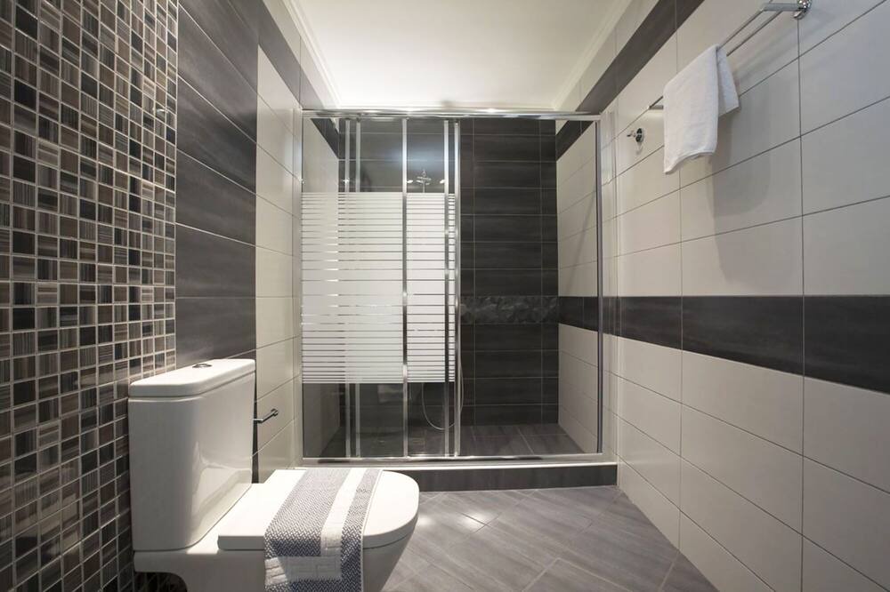 Photo of Bathroom in Fternon