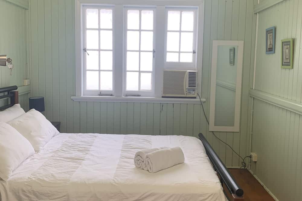 Photo of Bedroom in Cairns North