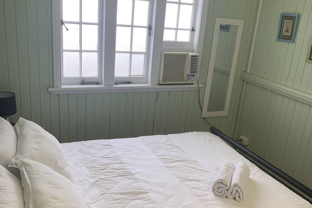 Photo of Bedroom in Cairns North
