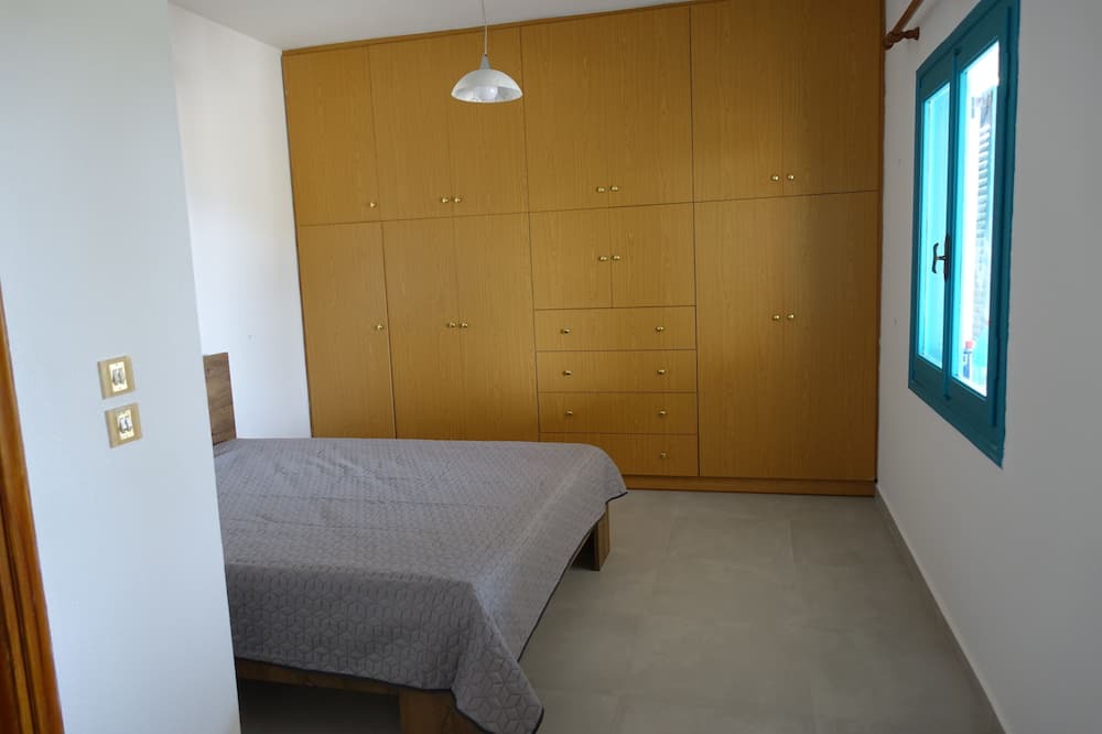 Photo of Bedroom in Troizinia