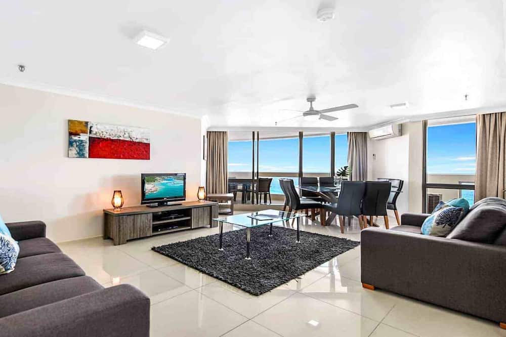 Photo of Livingroom in Surfers Paradise