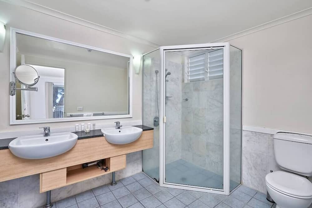 Photo of Bathroom in Palm Cove
