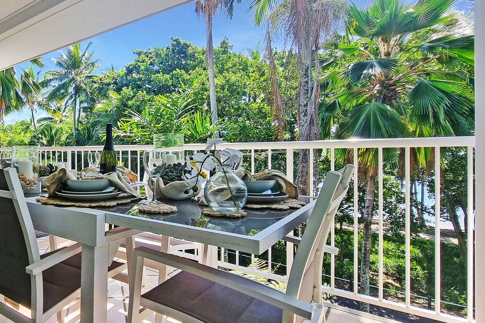 Photo of Patio Balcony in Clifton Beach