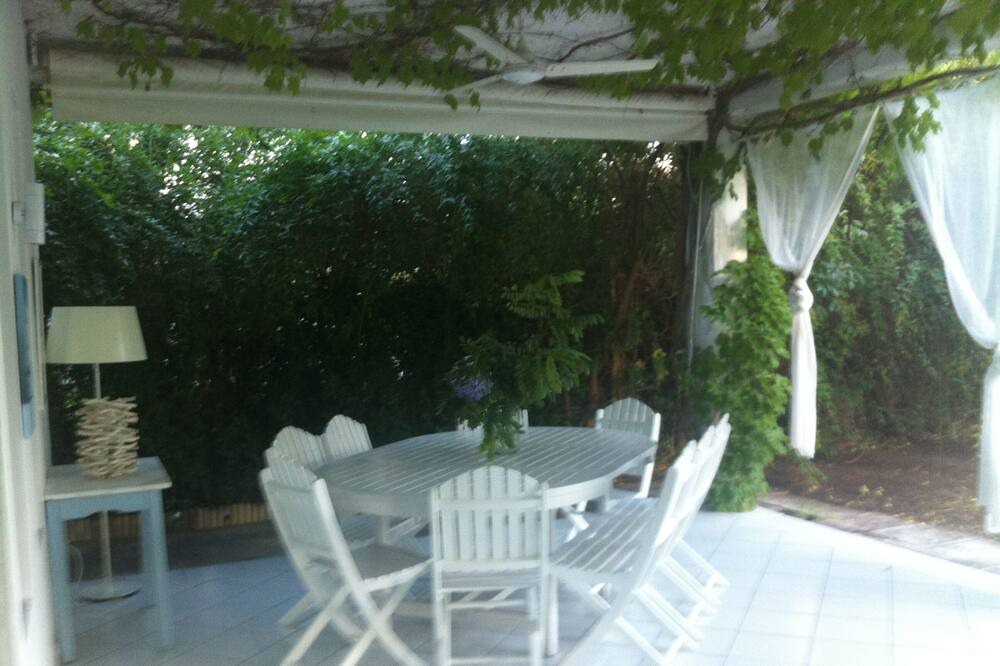 Photo of Patio Balcony in Dirfys-Messapia