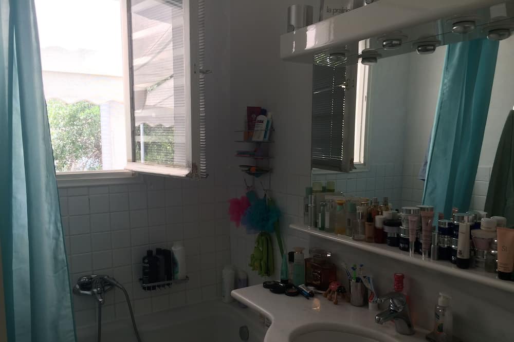 Photo of Bathroom in Dirfys-Messapia