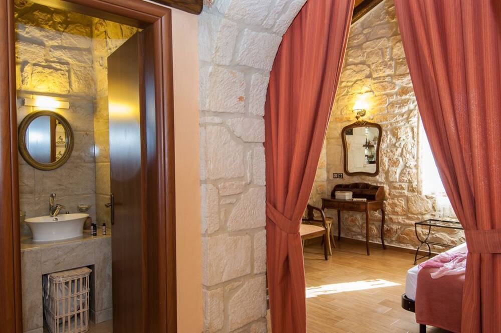 Photo of Bedroom in Psarou