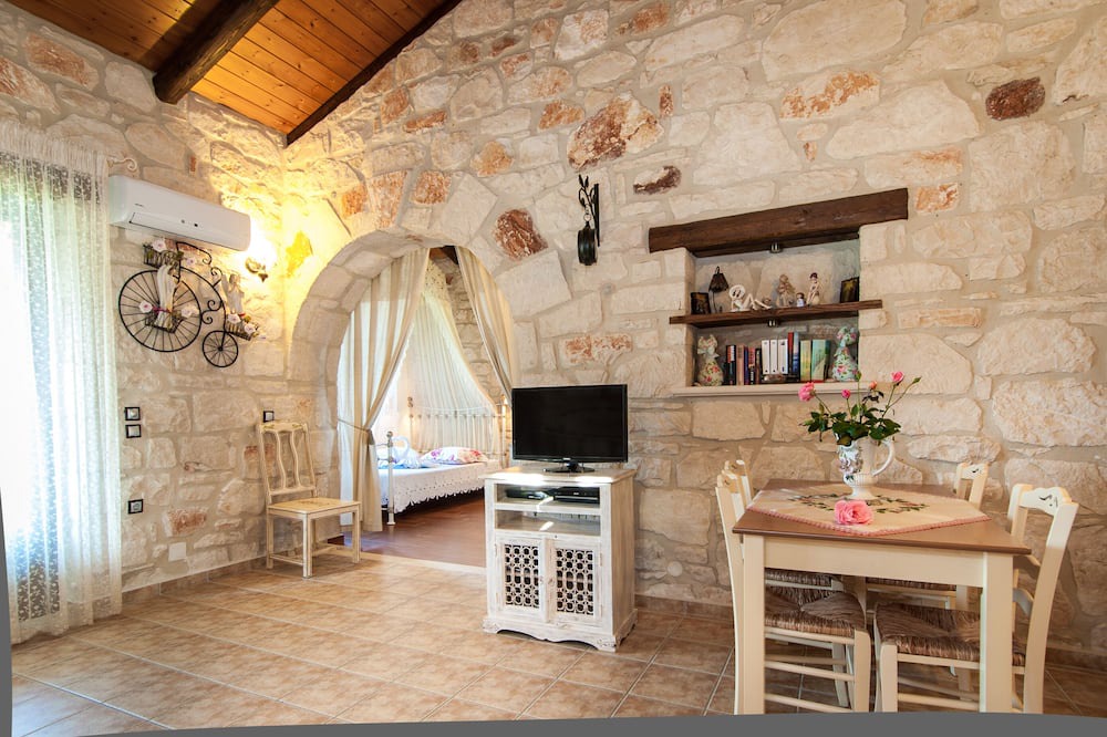 Photo of Livingroom in Psarou