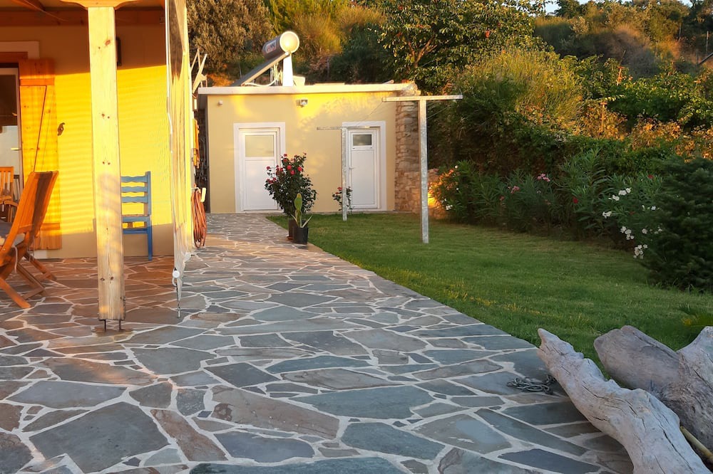Photo of Outdoor in Sipiada