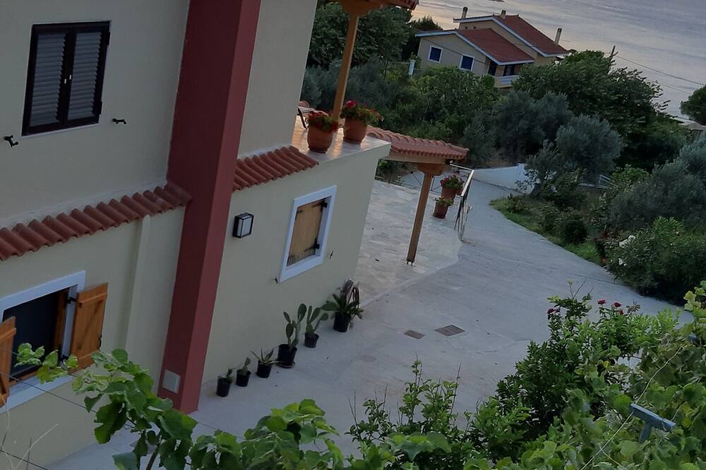 Photo of Outdoor in Sipiada