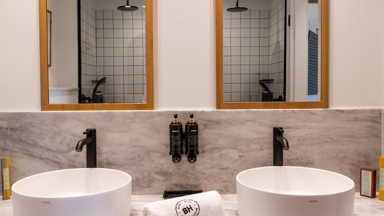 Photo of Bathroom in Eretria