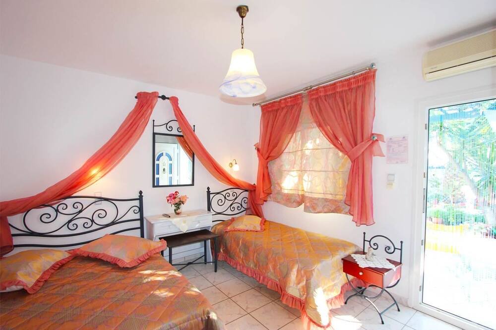 Photo of Bedroom in Glastros