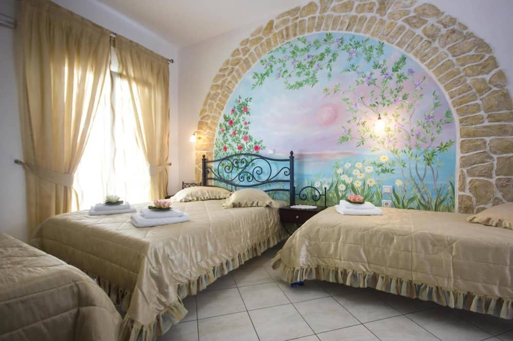 Photo of Bedroom in Glastros