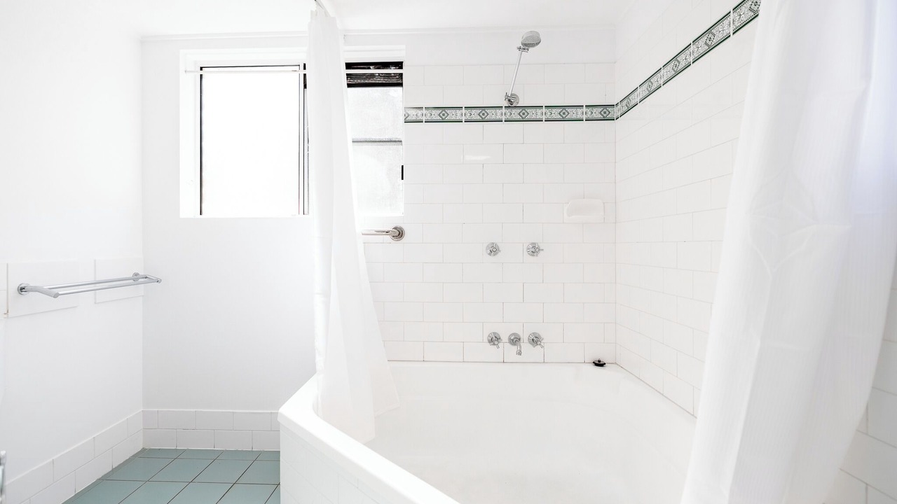 Photo of Bathroom in Emerald