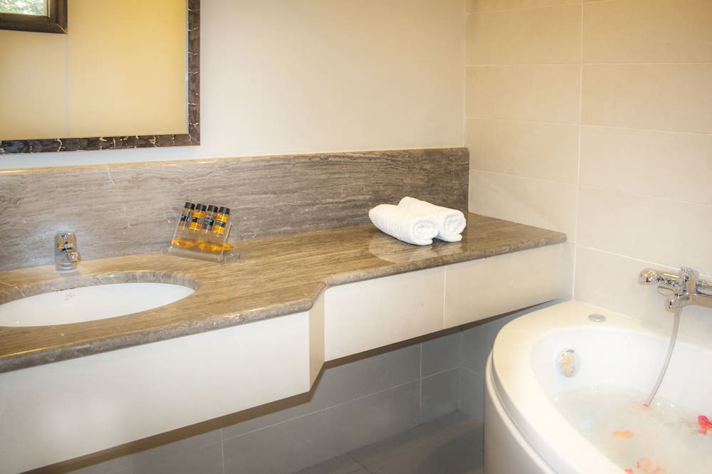 Photo of Bathroom in Steni