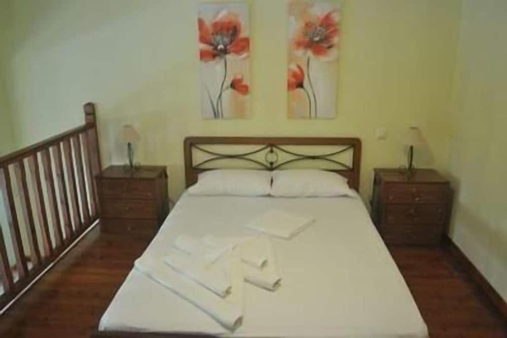 Photo of Bedroom in Milina