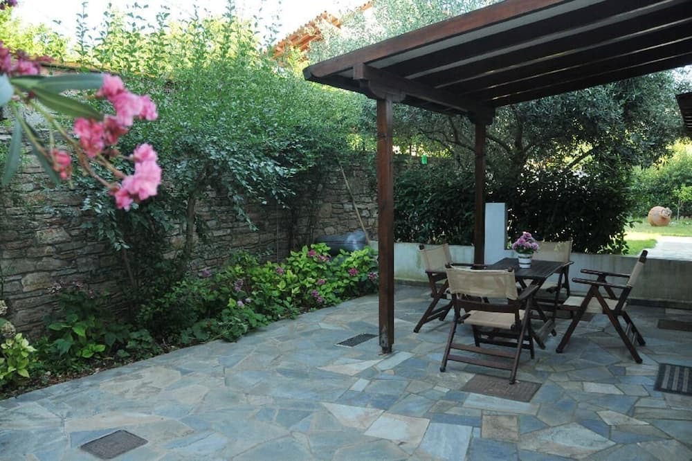 Photo of Outdoor in Milina