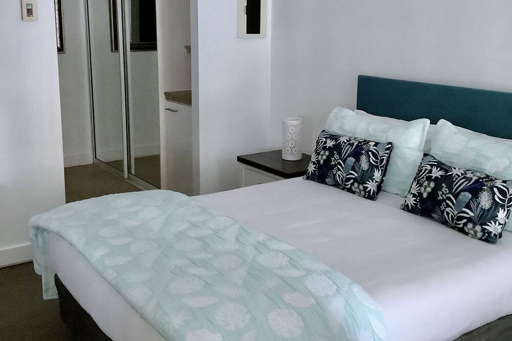 Photo of Bedroom in Palm Cove