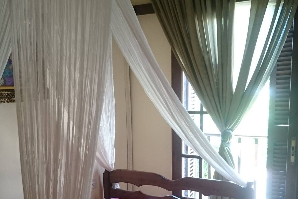 Photo of Bedroom in Pella Region