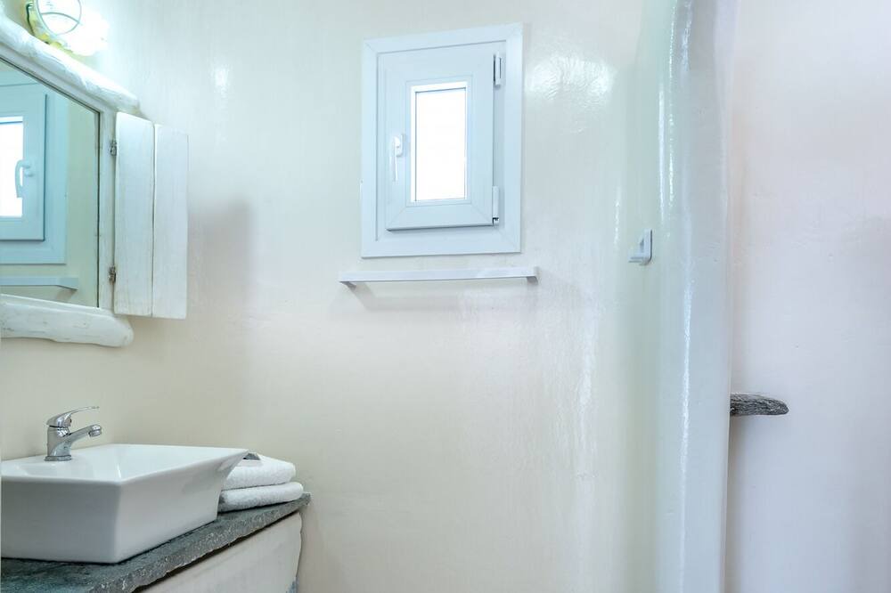 Photo of Bathroom in Karystos