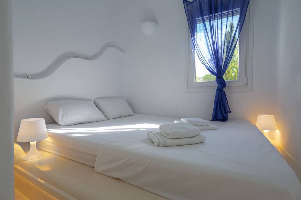 Photo of Bedroom in Karystos