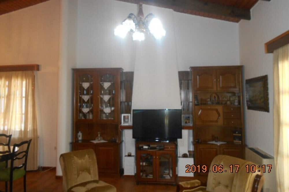Photo of Livingroom in Aliartos