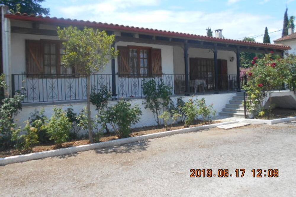 Photo of Outdoor in Aliartos