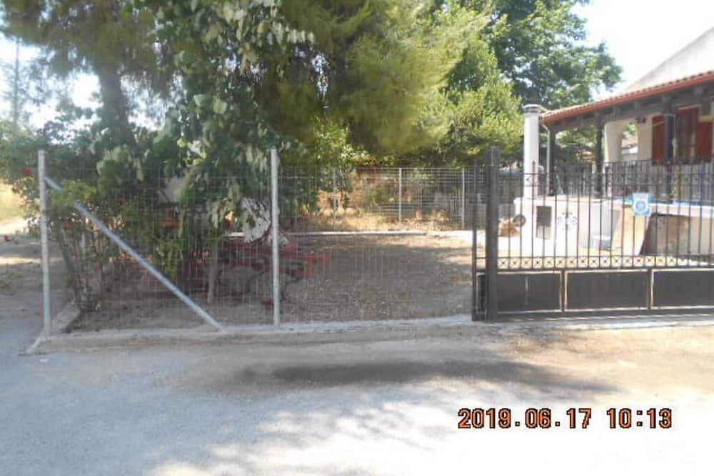 Photo of Others in Aliartos