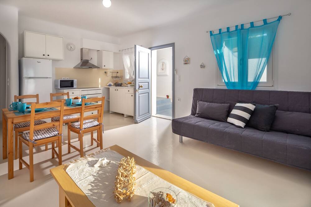 Photo of Livingroom in Karystos