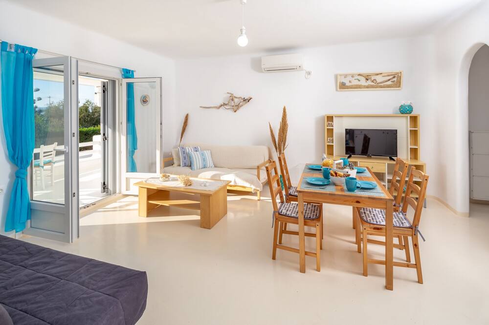Photo of Livingroom in Karystos